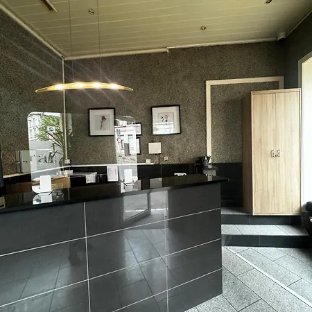 ホテル セントラル-ホテル オッフェンバッハ オッフェンバッハ